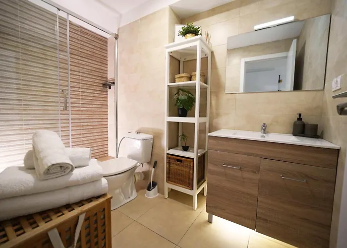 Casa Ross En Ruzafa * Valencia
